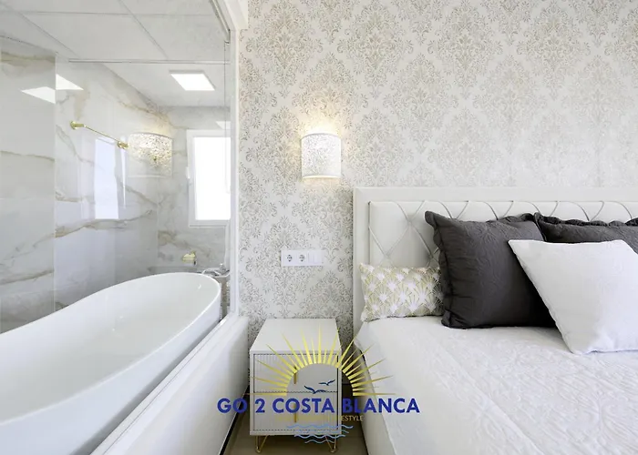 Luxury Seaview * Μπένιντορμ